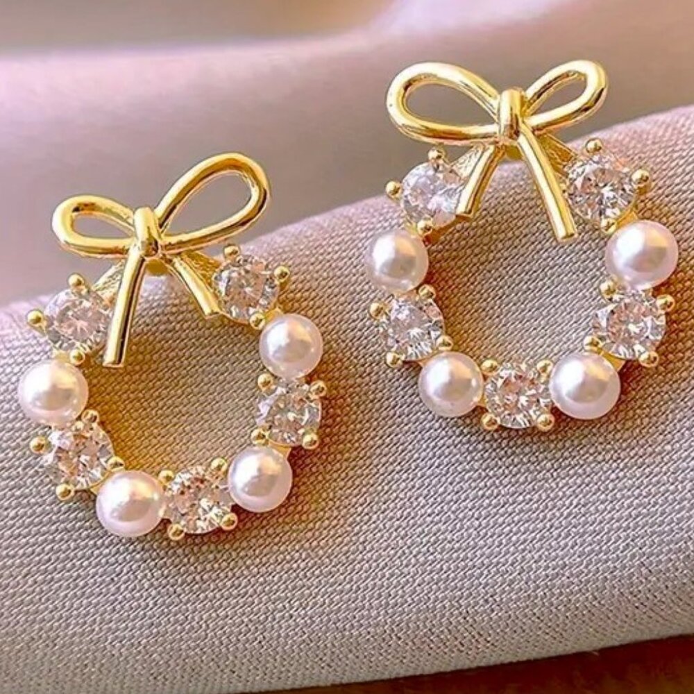Earrings Pearl Rhinestone Bow Stunning Simple Trendy Hollywood Glam Sparkly Gold